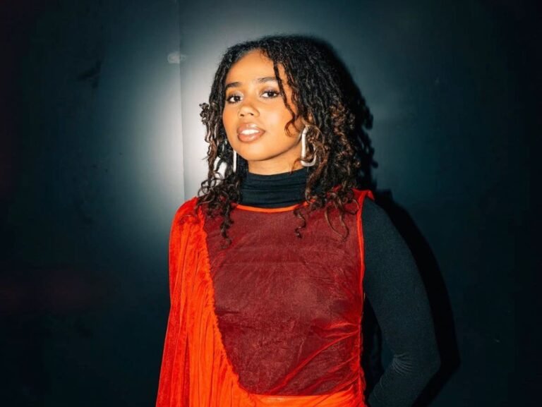 O que Melly Revela Sobre sua Conexão com Anitta e o Futuro da Música Baiana