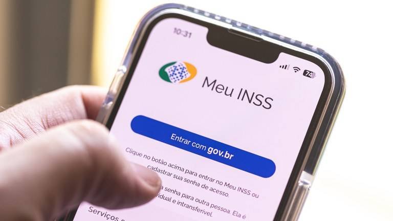 ATENÇÃO: Pagamentos do INSS Suspensos! Descubra o Que Realmente Aconteceu!