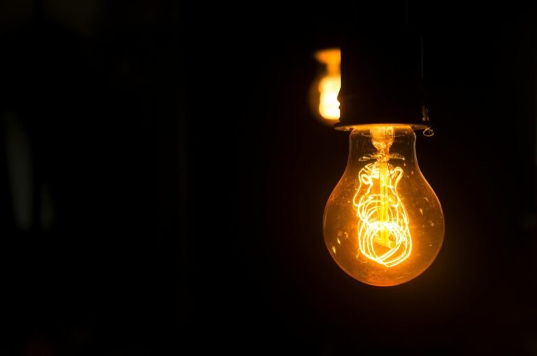 A Surpreendente Bandeira Amarela: O Que Isso Significa para Sua Conta de Luz em Junho?