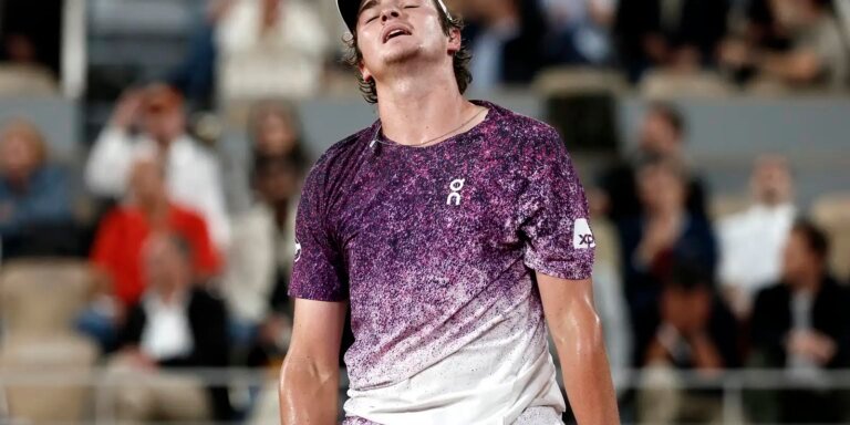 João Fonseca: O Fim de uma Jornada Emocionante em Roland Garros!